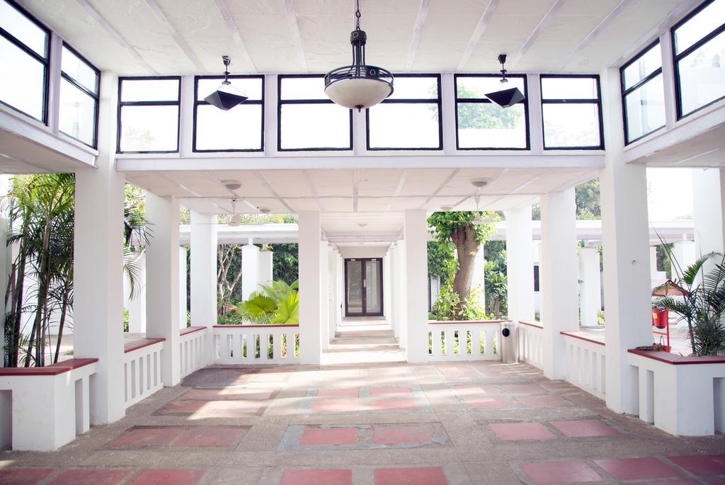 Lemon Tree Hotel, Tarudhan Valley, Manesar Gurgaon Zewnętrze zdjęcie