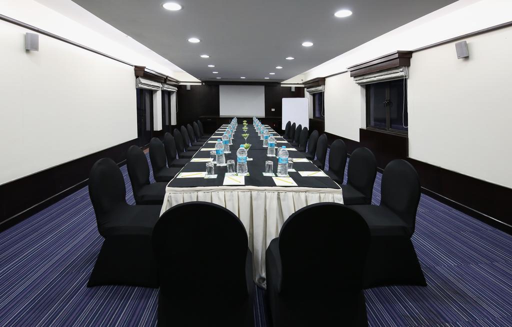 Lemon Tree Hotel, Tarudhan Valley, Manesar Gurgaon Zewnętrze zdjęcie