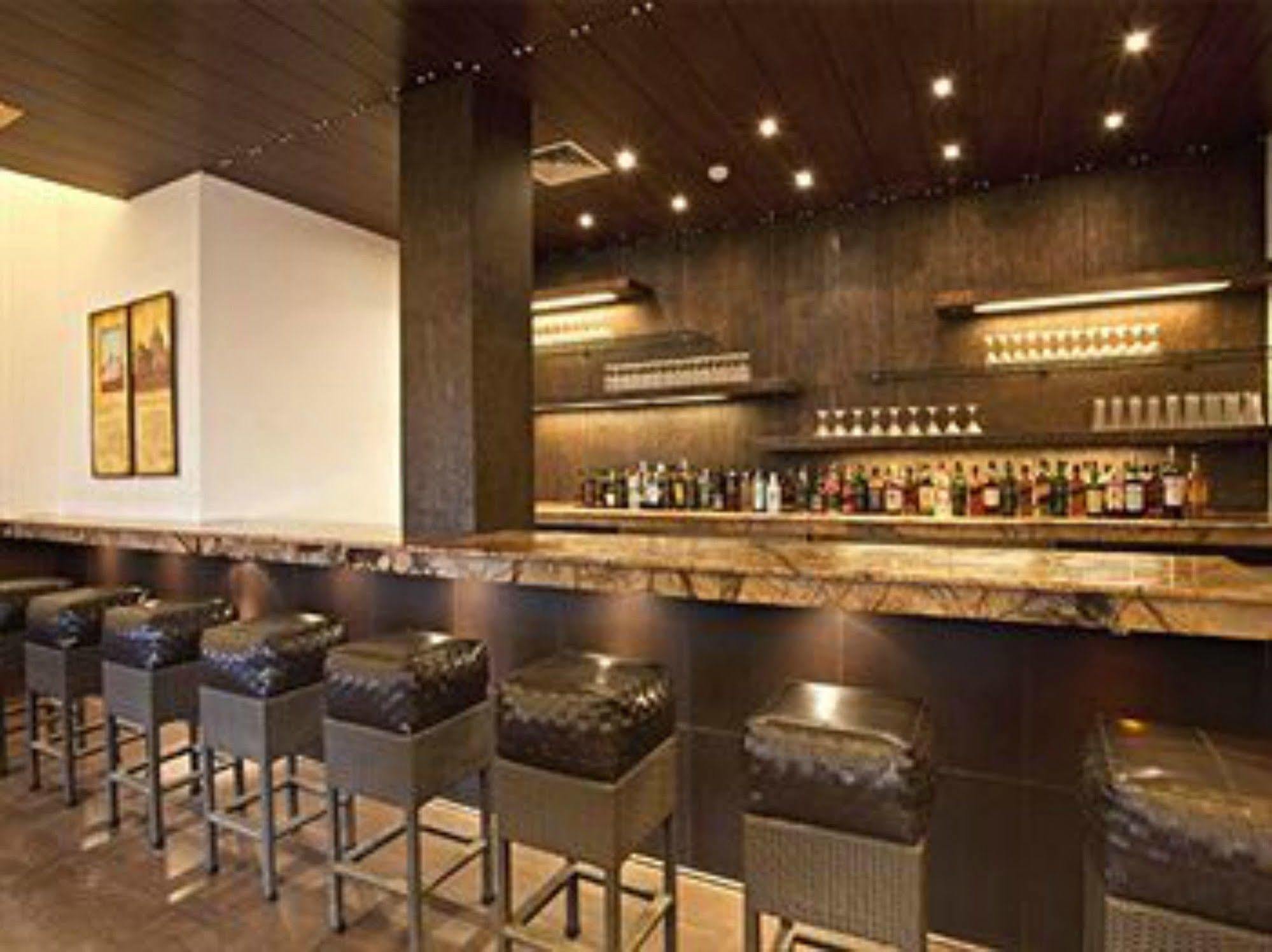 Lemon Tree Hotel, Tarudhan Valley, Manesar Gurgaon Zewnętrze zdjęcie