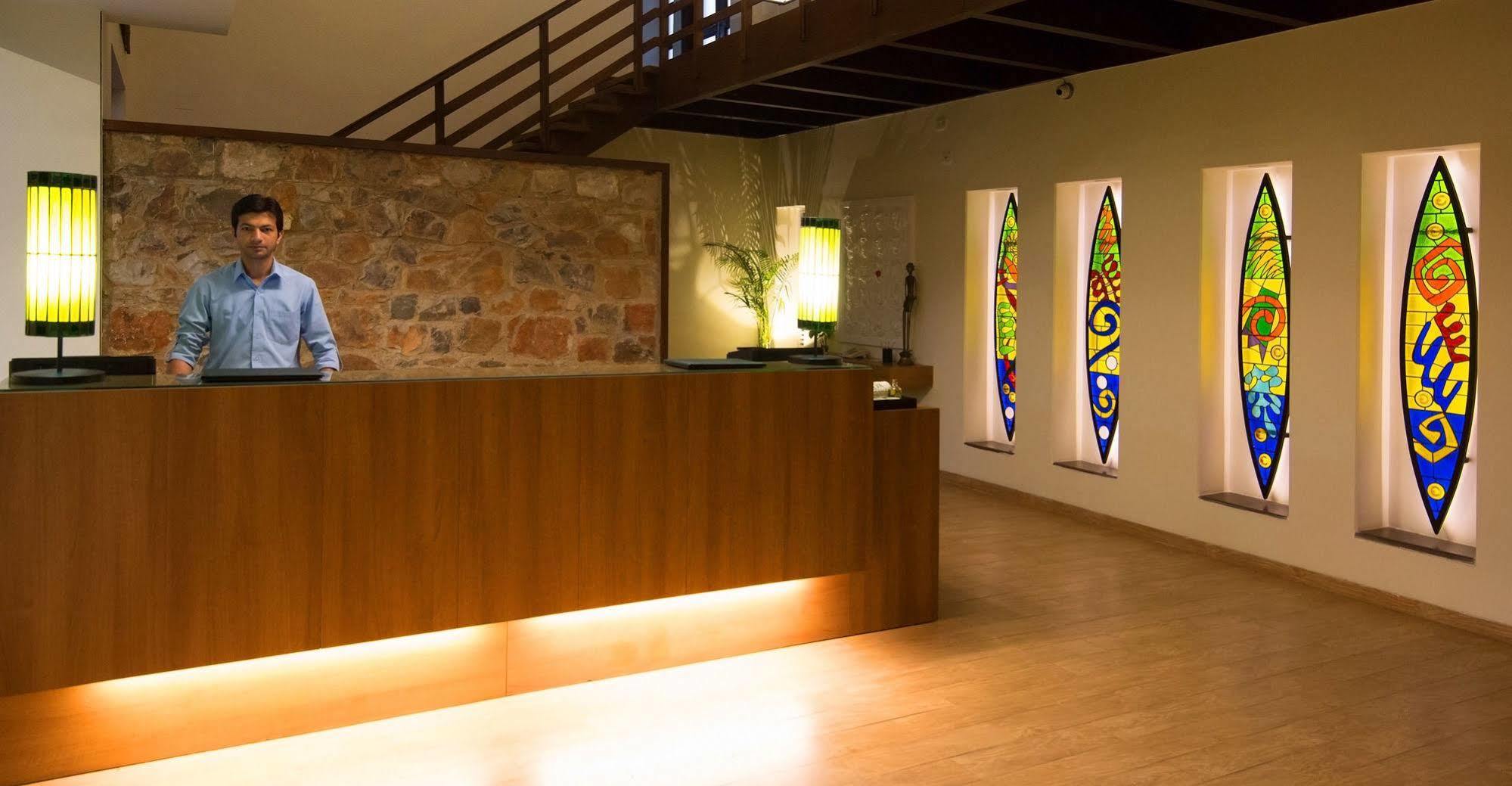 Lemon Tree Hotel, Tarudhan Valley, Manesar Gurgaon Zewnętrze zdjęcie
