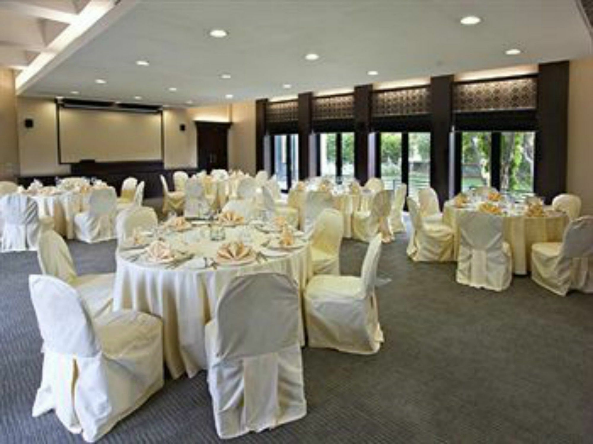 Lemon Tree Hotel, Tarudhan Valley, Manesar Gurgaon Zewnętrze zdjęcie
