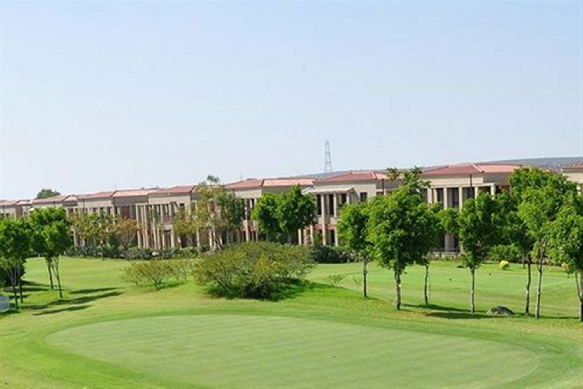 Lemon Tree Hotel, Tarudhan Valley, Manesar Gurgaon Zewnętrze zdjęcie